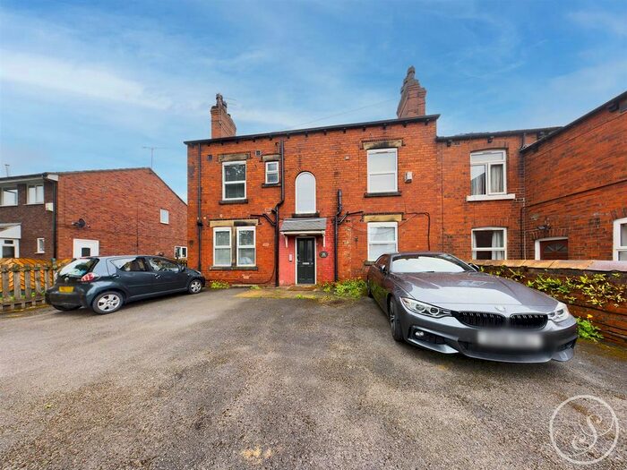 1 Bedroom Flat To Rent In Ashfield Terrace, Leeds, LS15