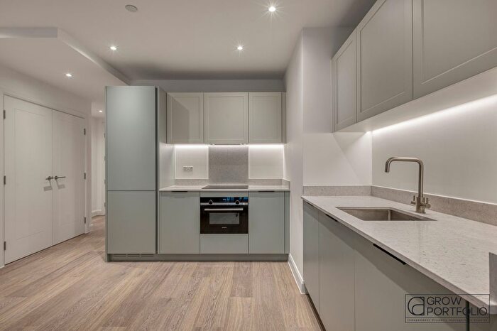 1 Bedroom Flat To Rent In Eden Place, London, E16