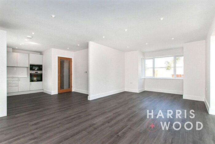2 Bedroom Detached Bungalow For Sale In Weavers Close, Brightlingsea, Colchester, CO7