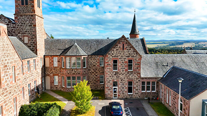 2 Bedroom Apartment For Sale In Great Glen Place, Inverness, IV3