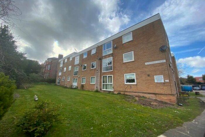2 Bedroom Flat To Rent In Acrefield Court, Birkenhead, CH42