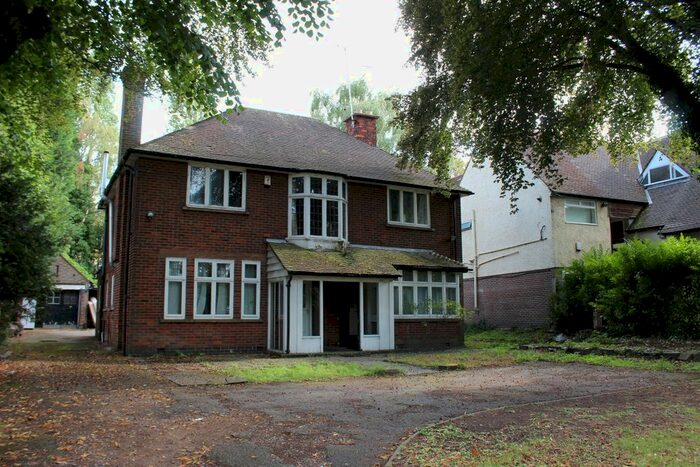 7 Bedroom Semi-Detached House To Rent In Derby Road, Nottingham, NG7