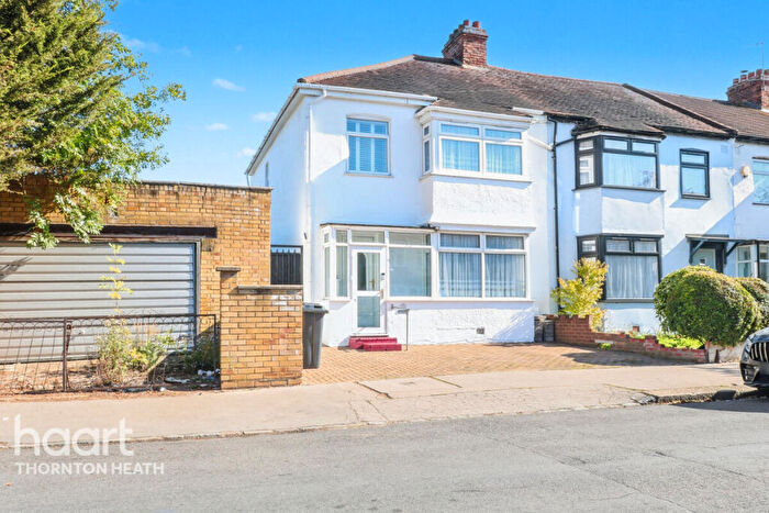 3 Bedroom Semi-Detached House For Sale In Brickfield Road, Thornton Heath, CR7