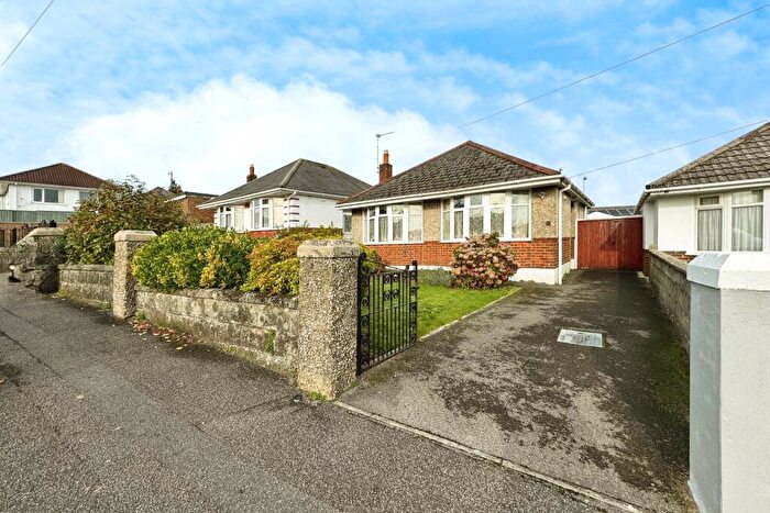 2 Bedroom Bungalow To Rent In Kingsbere Avenue, Wallisdown, BH10