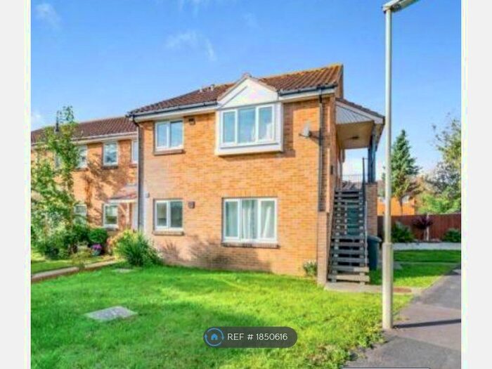 Studio To Rent In Osprey Gardens, Lee-On-The-Solent, PO13