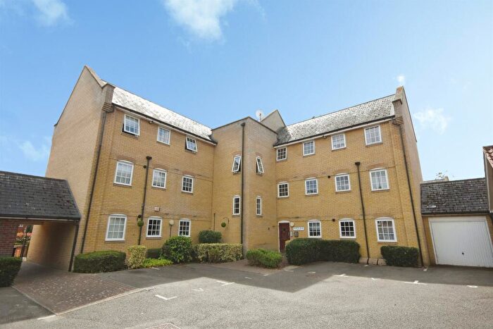 2 Bedroom Apartment For Sale In Brownrigg Drive, Braintree, CM7