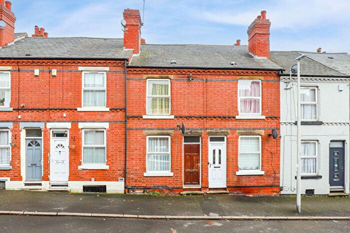 2 Bedroom Terraced House For Sale In Ewart Road, Nottingham, NG7