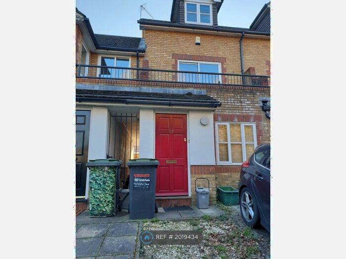 2 Bedroom Terraced House To Rent In Amblecote Meadows, London, SE12