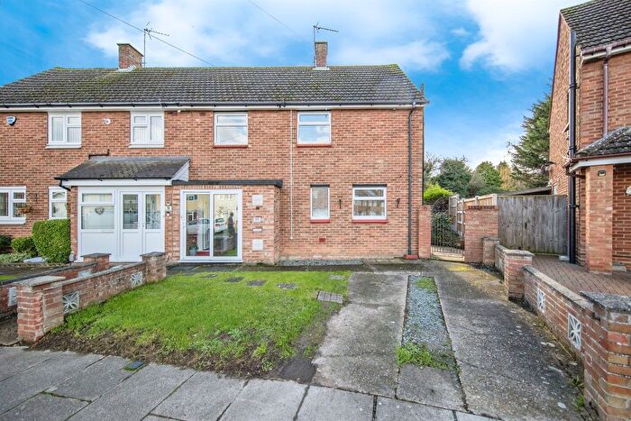 3 Bedroom Semi Detached House For Sale In Kerry Avenue, Ipswich, IP1