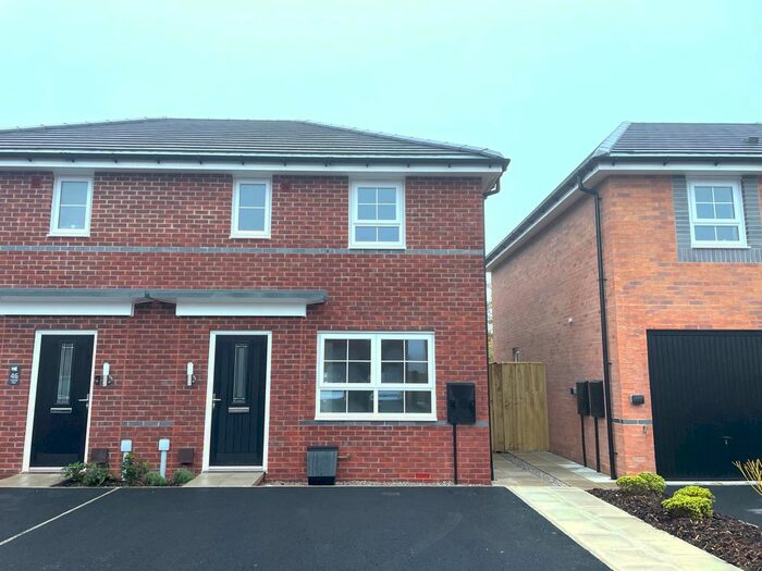 3 Bedroom Semi-Detached House To Rent In Longwall Drive, Ince, WN2