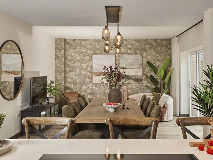 4 Bedroom Detached House For Sale In Thornwood Park, Thornwood, Epping, CM16