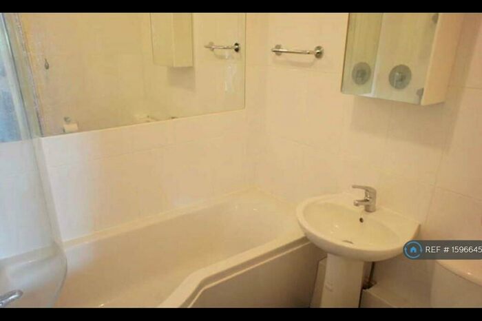 1 Bedroom Flat To Rent In Downland, Milton Keynes, MK8