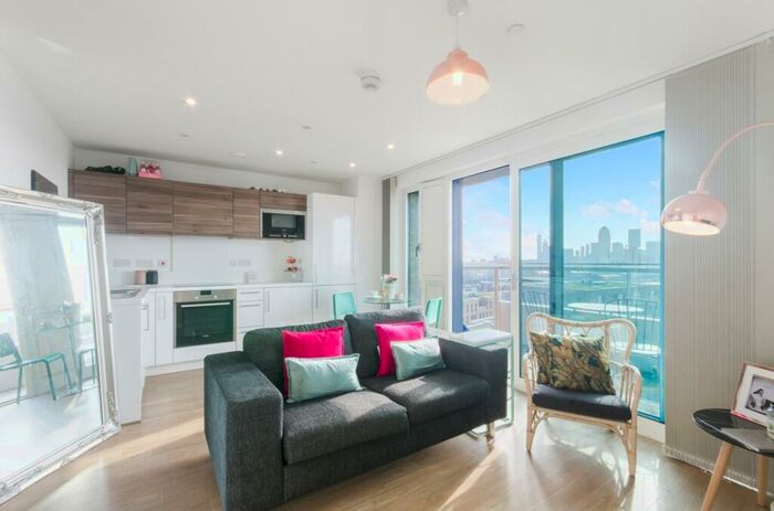 1 Bedroom Flat To Rent In Jefferson Plaza, Hannaford Walk, Bow, London, E3