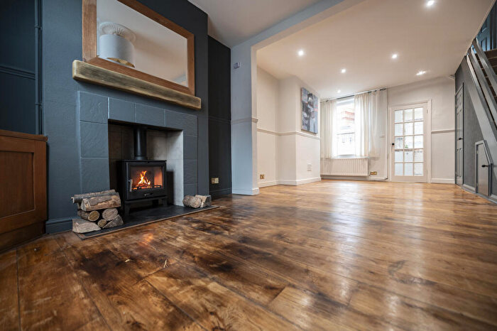 2 Bedroom Terraced House To Rent In Cherry Road, Chester, CH3