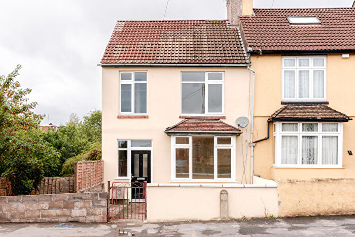 3 Bedroom Terraced House For Sale In Teewell Hill, Staple Hill., BS16