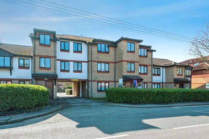 1 Bedroom Flat For Sale In Portsmouth Road, Southampton, SO19