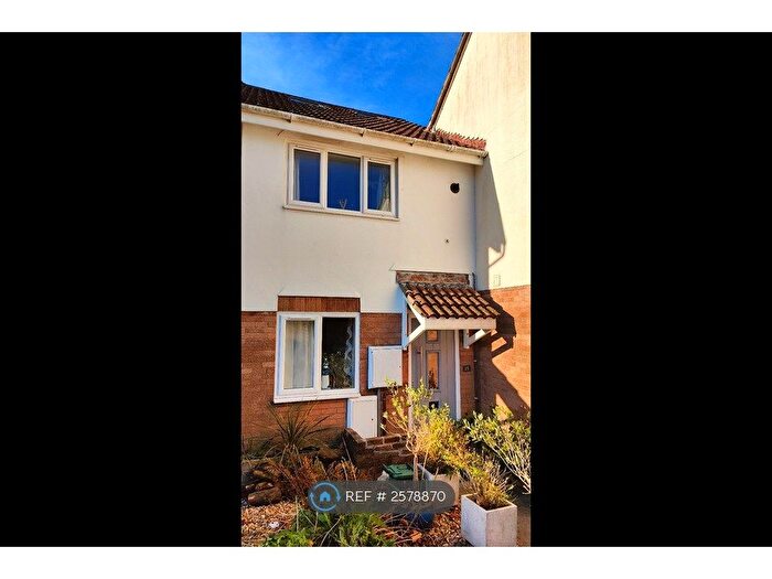 3 Bedroom Semi-detached House To Rent In Newton, Swansea, SA3