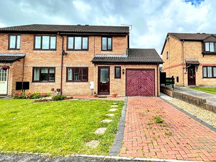 3 Bedroom Semi-Detached House To Rent In Birch Crescent, Llantwit Fardre, Pontypridd, CF38