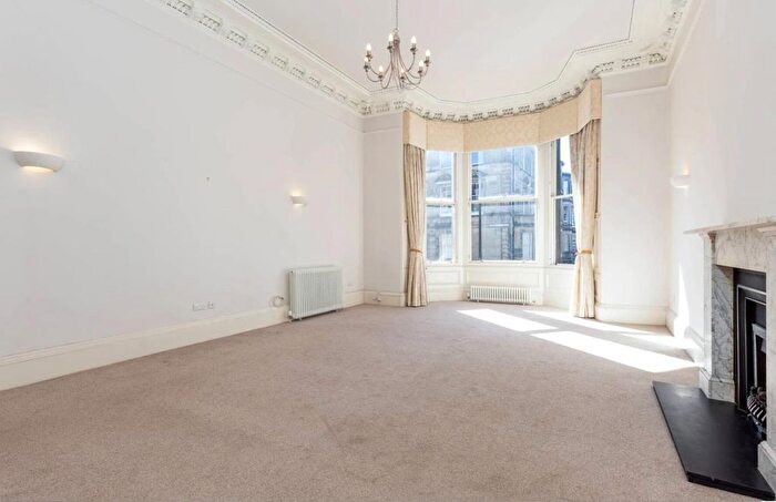 1 Bedroom Flat To Rent In Rosebery Crescent, Haymarket, Edinburgh, EH12