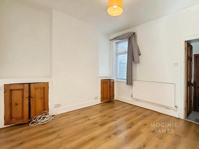 3 Bedroom Terraced House To Rent In Inverness Place, Roath, Cardiff, CF24