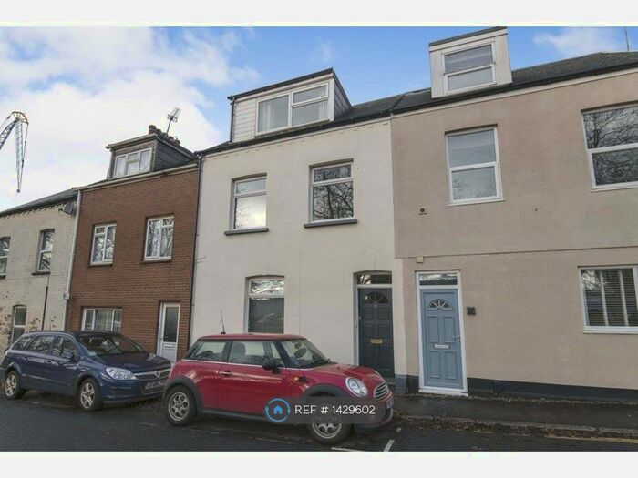 3 Bedroom Flat To Rent In Gladstone Road, Exeter, EX1