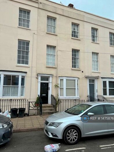 1 Bedroom Flat To Rent In Portland Place East, Leamington Spa, CV32