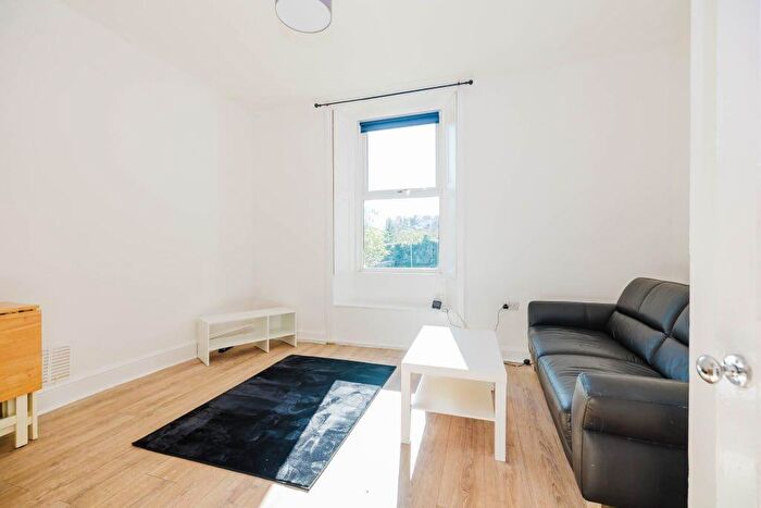 1 Bedroom Flat To Rent In L Prince Regent Street, Edinburgh, EH6