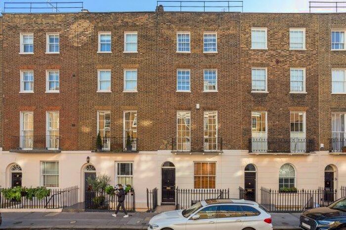 3 Bedroom Flat To Rent In Ebury Street, London, SW1W