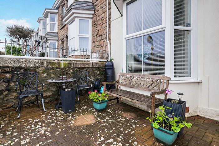 1 Bedroom Flat For Sale In Belmont Terrace, St. Ives, Cornwall, TR26