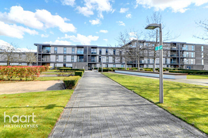 1 Bedroom Apartment For Sale In South Row, Milton Keynes, MK9