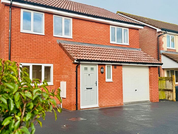 4 Bedroom Property To Rent In Harp Chase, Taunton, TA1