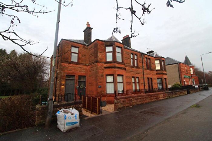 2 Bedroom Flat To Rent In Cumbernauld Road, Stepps, G33