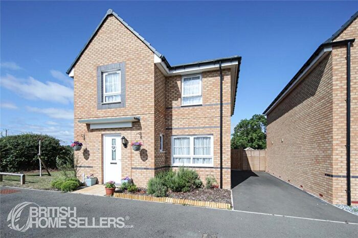4 Bedroom Detached House For Sale In Dashwood Close, Tamworth, Staffordshire, B78
