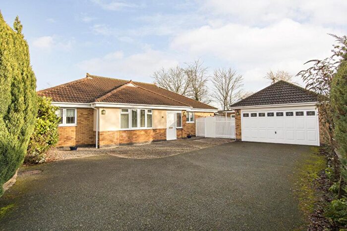 3 Bedroom Detached Bungalow For Sale In Smyth Close, Market Harborough, LE16