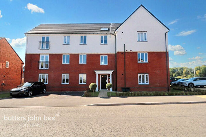 2 Bedroom Apartment For Sale In Whitby Drive, Northwich, CW8