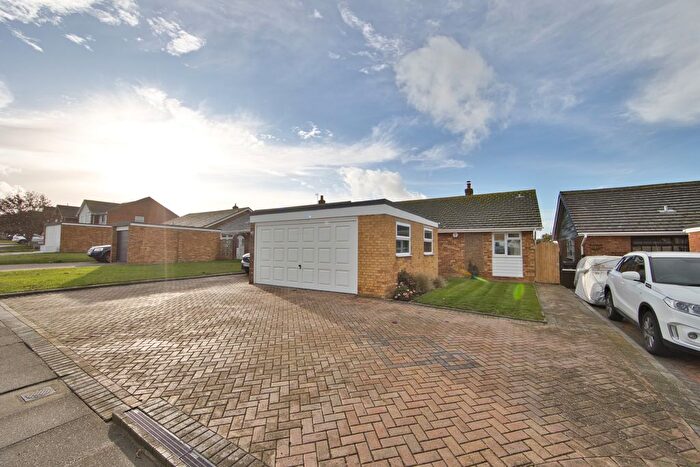 3 Bedroom Bungalow For Sale In Princess Margaret Avenue, Margate, CT9