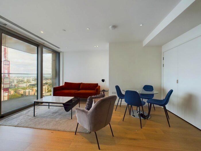 2 Bedroom Flat For Sale In City Road, London, EC1V