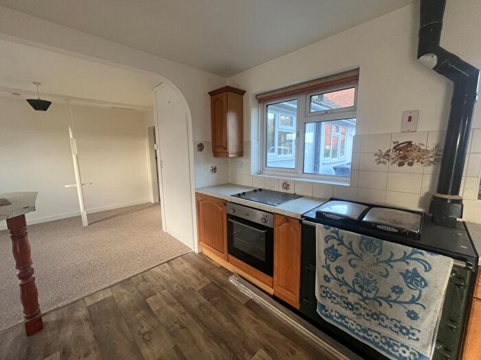 2 Bedroom Detached Bungalow To Rent In The Causeway, Tisbury, Salisbury, SP3