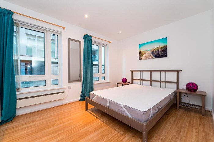 2 Bedroom Apartment To Rent In The Citadel, Northern Quarter, M4