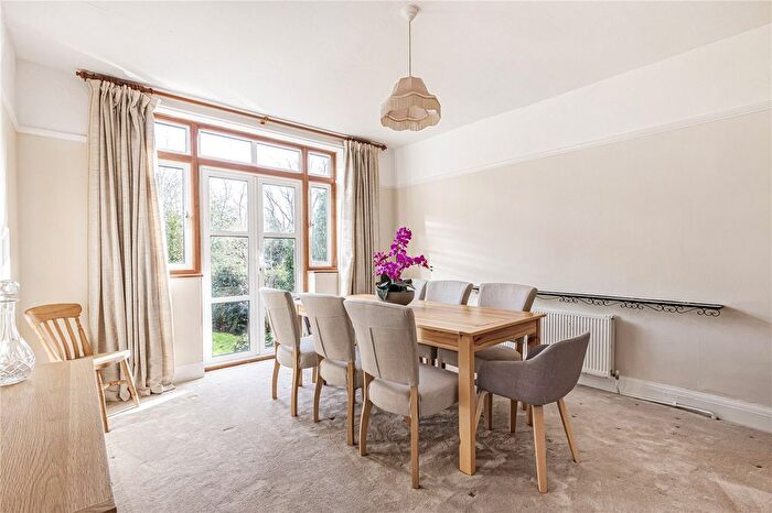 4 Bedroom Detached House For Sale In Sutherland Avenue, Petts Wood, Orpington, Kent, BR5