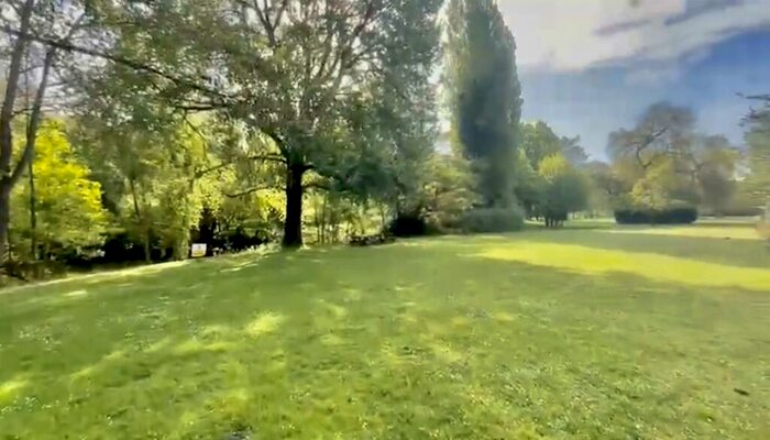 2 Bedroom Apartment To Rent In Chalfont Park, Gerrards Cross, SL9