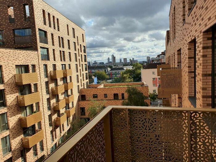 2 Bedroom Apartment To Rent In Nelson Walk, London, E3