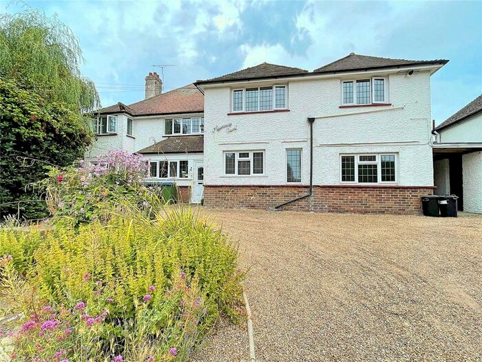 2 Bedroom Flat To Rent In Sea Lane, East Preston, Littlehampton, West Sussex, BN16