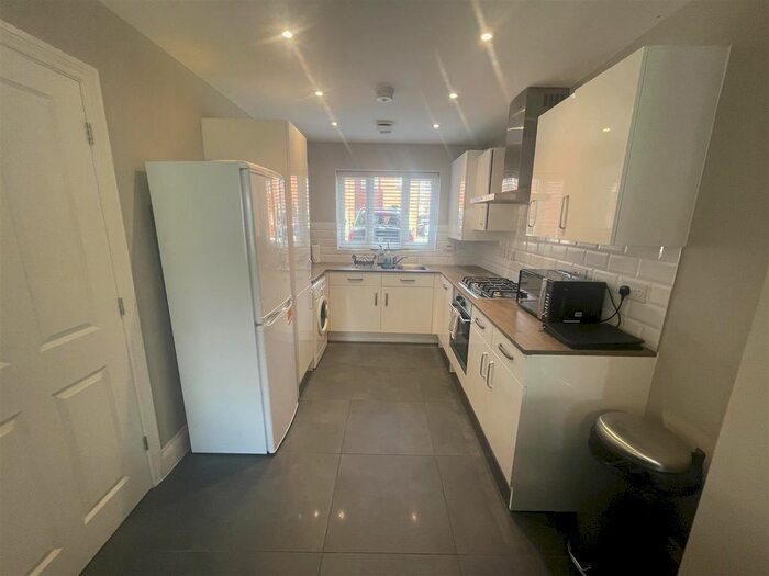 3 Bedroom Semi-Detached House To Rent In John Brooks Avenue, Smethwick, B66