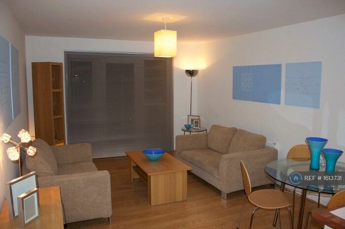 2 Bedroom Flat To Rent In Denmark Road, Manchester, M15