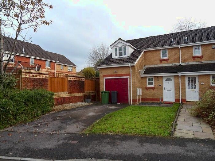 3 Bedroom Semi-Detached House To Rent In Ramsons Way, Cardiff, CF5