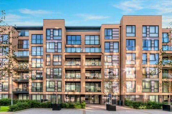 1 Bedroom Flat To Rent In Grove Place, Eltham, SE9