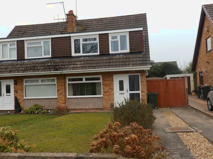 3 Bedroom Semi-Detached Bungalow To Rent In Wetherby Way, Great Sutton, Cheshire, CH66