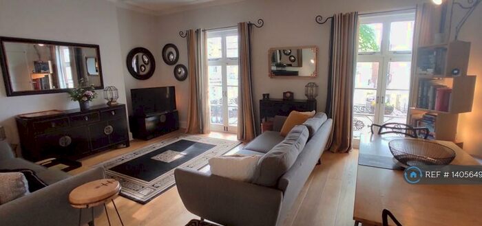 1 Bedroom Flat To Rent In Portland Street, Leamington Spa, CV32