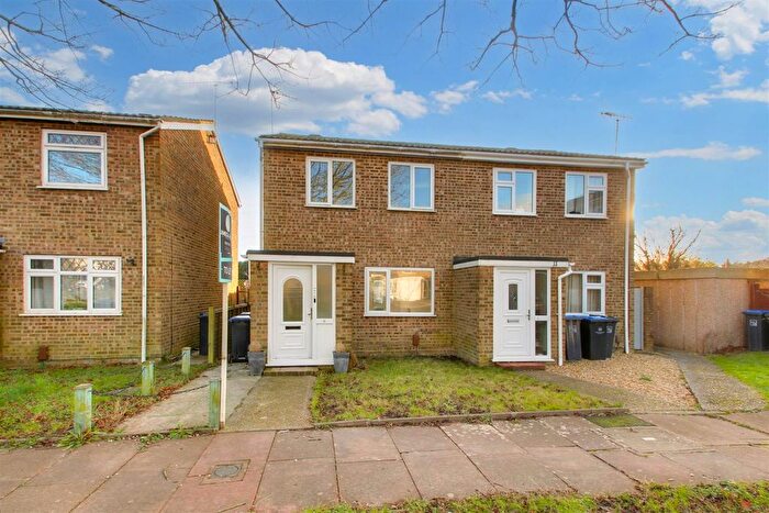 2 Bedroom Property To Rent In Canberra Road, Worthing, BN13